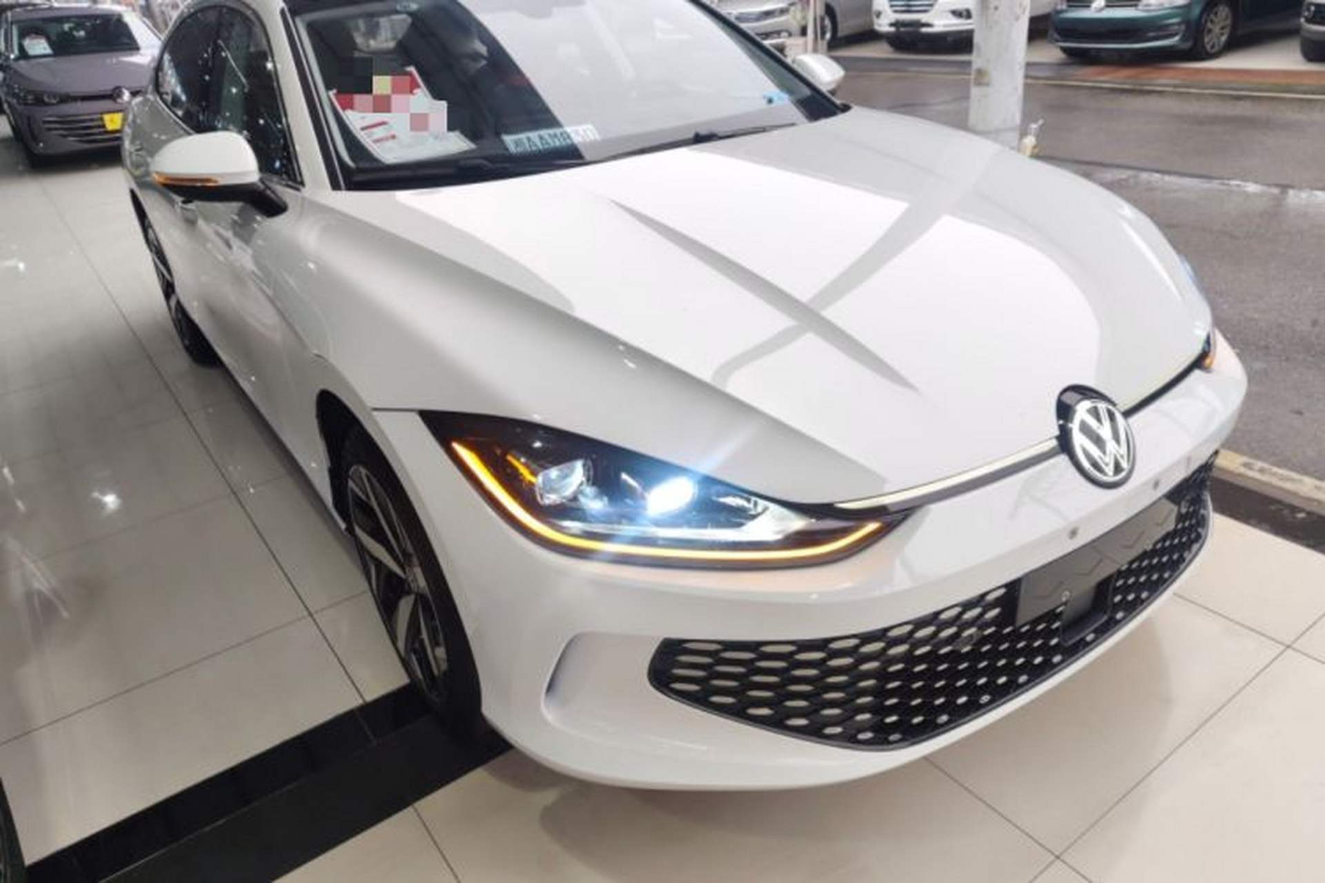 Used Volkswagen Lamando 2025 Lavida L 280TSI DSG Cool & Spicy Edition Exterior 1