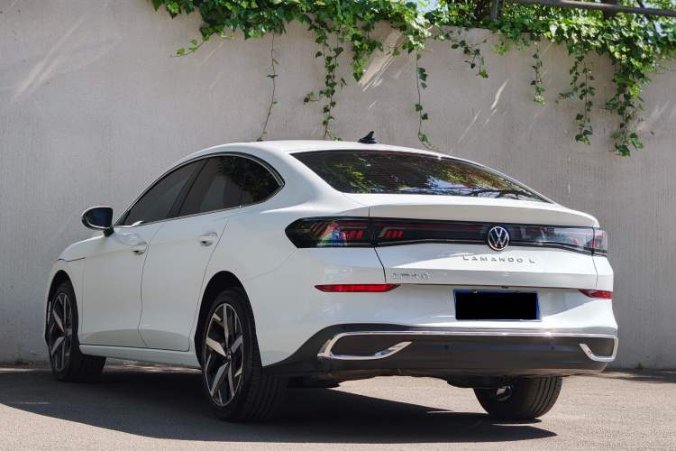 Used Volkswagen Lamando 2025 Lavida L 280TSI DSG Cool & Spicy Edition Exterior 12