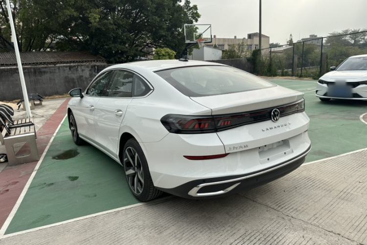 Used Volkswagen Lamando 2025 Lavida L 280TSI DSG Cool & Spicy Edition Exterior 3
