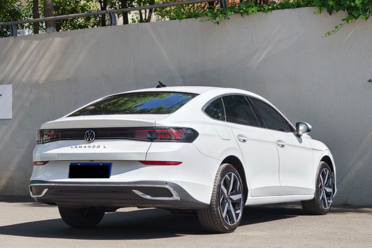 Used Volkswagen Lamando 2025 Lavida L 280TSI DSG Cool & Spicy Edition Exterior 5