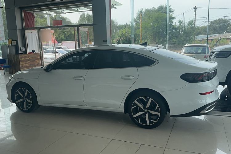 Used Volkswagen Lamando 2025 Lavida L 280TSI DSG Cool & Spicy Edition Exterior 5
