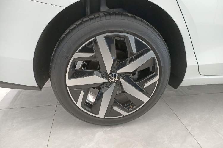Used Volkswagen Lamando 2025 Lavida L 280TSI DSG Cool & Spicy Edition Exterior 8