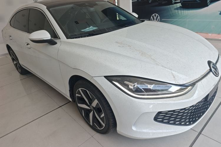 Used Volkswagen Lamando 2025 Lavida L 280TSI DSG Cool & Spicy Edition Front Right 45 Deg