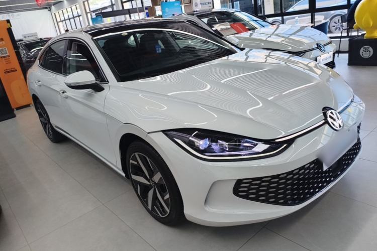 Used Volkswagen Lamando 2025 Lavida L 280TSI DSG Cool & Spicy Edition Front Right 45 Deg