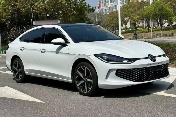 Used Volkswagen Lamando 2025 Lavida L 280TSI DSG Cool & Spicy Edition Front Right 45 Deg