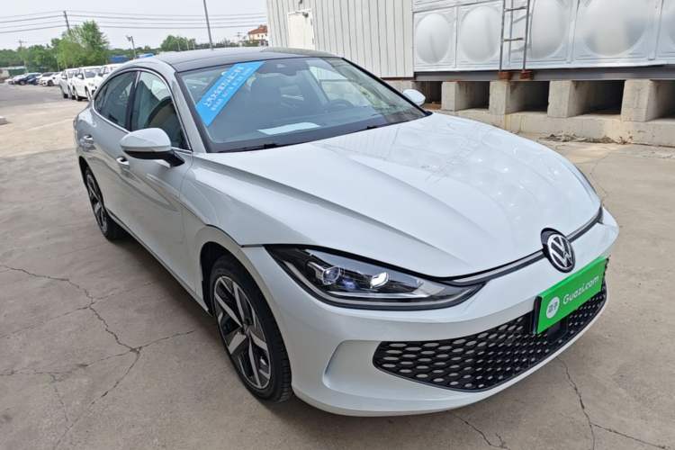 Used Volkswagen Lamando 2025 Lavida L 280TSI DSG Cool & Spicy Edition Front Right 45 Deg