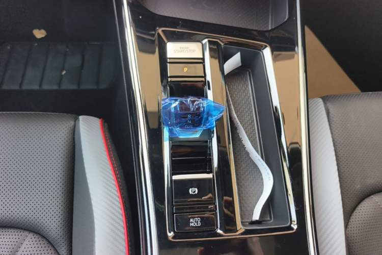 Used Volkswagen Lamando 2025 Lavida L 280TSI DSG Cool & Spicy Edition Gear Lever