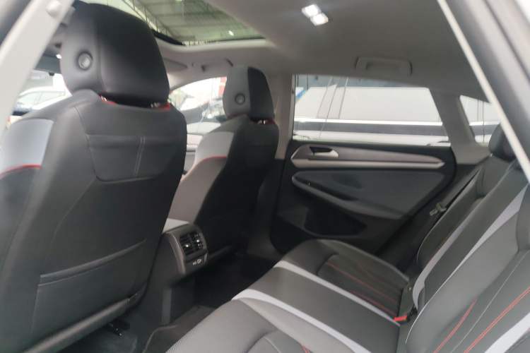 Used Volkswagen Lamando 2025 Lavida L 280TSI DSG Cool & Spicy Edition Headliner