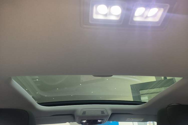 Used Volkswagen Lamando 2025 Lavida L 280TSI DSG Cool & Spicy Edition Headliner