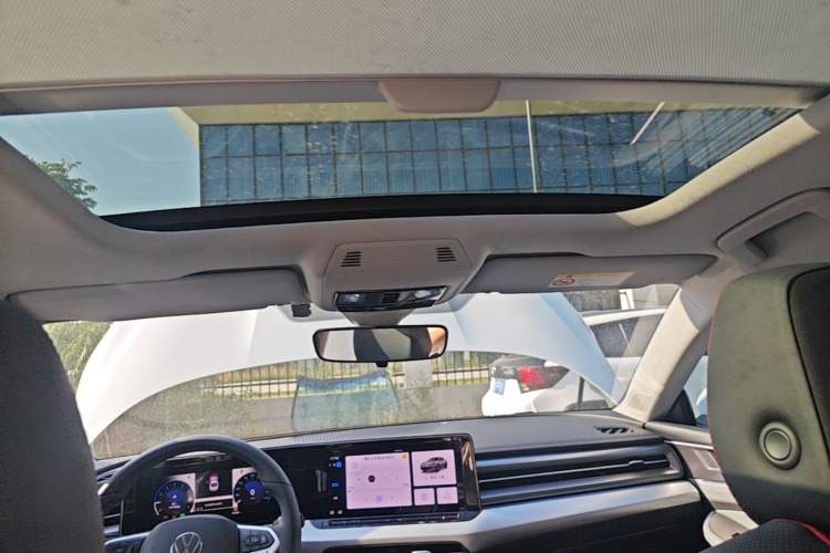 Used Volkswagen Lamando 2025 Lavida L 280TSI DSG Cool & Spicy Edition Headliner
