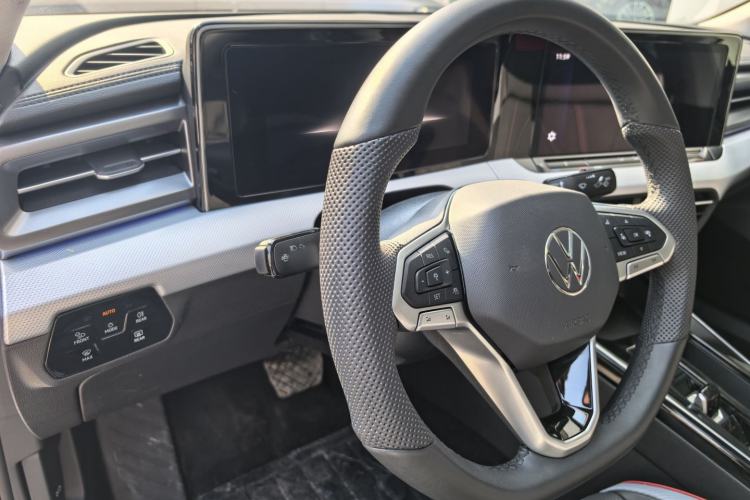 Used Volkswagen Lamando 2025 Lavida L 280TSI DSG Cool & Spicy Edition Interior 10