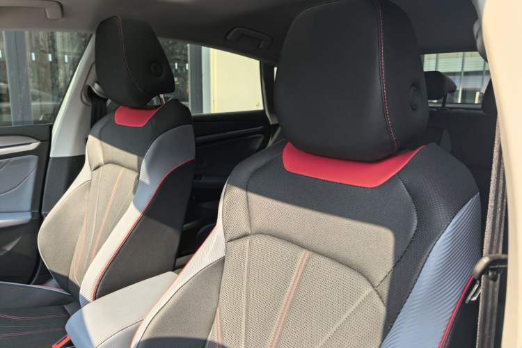 Used Volkswagen Lamando 2025 Lavida L 280TSI DSG Cool & Spicy Edition Interior 13