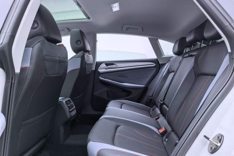 Used Volkswagen Lamando 2025 Lavida L 280TSI DSG Cool & Spicy Edition Interior 2
