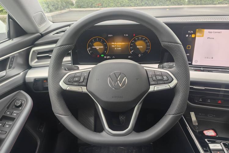 Used Volkswagen Lamando 2025 Lavida L 280TSI DSG Cool & Spicy Edition Interior 2