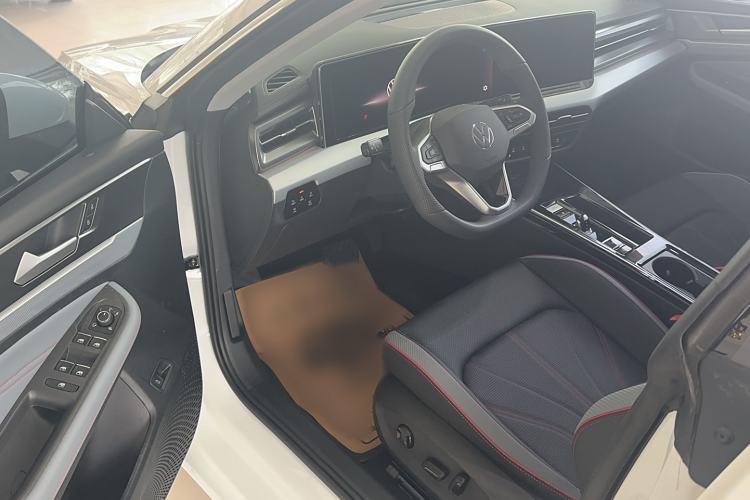 Used Volkswagen Lamando 2025 Lavida L 280TSI DSG Cool & Spicy Edition Interior 2
