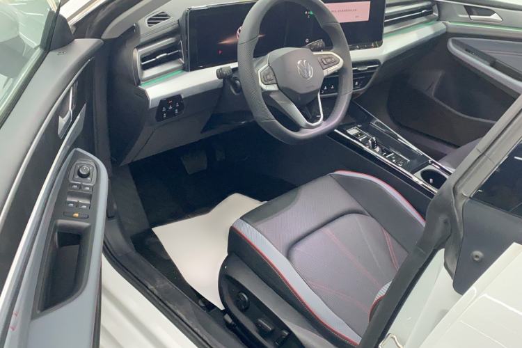 Used Volkswagen Lamando 2025 Lavida L 280TSI DSG Cool & Spicy Edition Interior 2