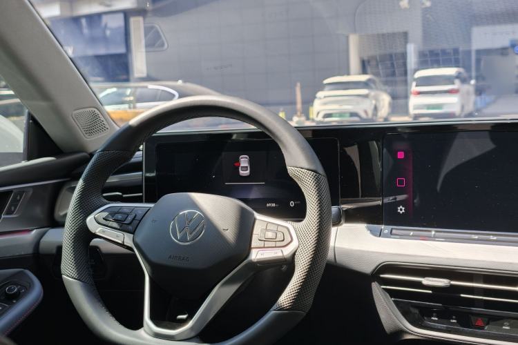 Used Volkswagen Lamando 2025 Lavida L 280TSI DSG Cool & Spicy Edition Interior 4