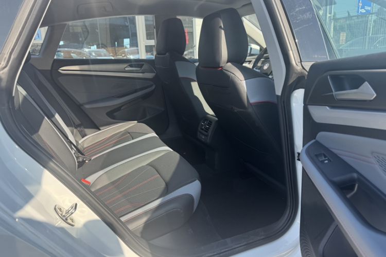 Used Volkswagen Lamando 2025 Lavida L 280TSI DSG Cool & Spicy Edition Interior 4