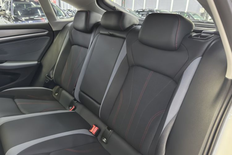 Used Volkswagen Lamando 2025 Lavida L 280TSI DSG Cool & Spicy Edition Interior 5