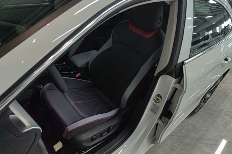 Used Volkswagen Lamando 2025 Lavida L 280TSI DSG Cool & Spicy Edition Left Front Seat