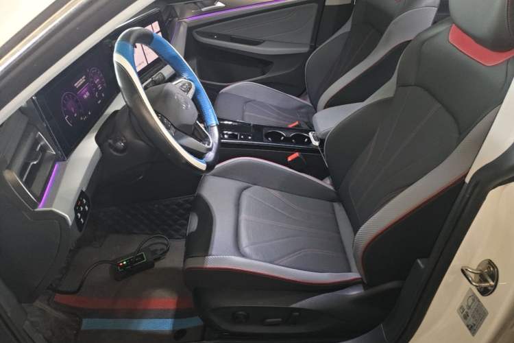 Used Volkswagen Lamando 2025 Lavida L 280TSI DSG Cool & Spicy Edition Left Front Seat