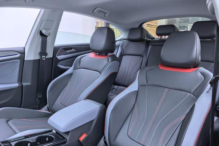 Used Volkswagen Lamando 2025 Lavida L 280TSI DSG Cool & Spicy Edition Left Front Seat