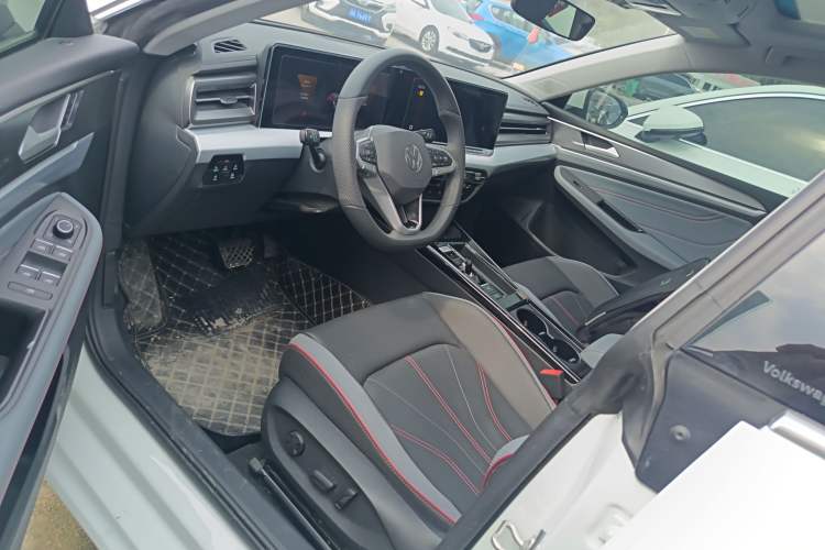 Used Volkswagen Lamando 2025 Lavida L 280TSI DSG Cool & Spicy Edition Left Front Seat