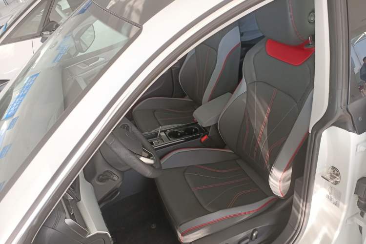 Used Volkswagen Lamando 2025 Lavida L 280TSI DSG Cool & Spicy Edition Left Front Seat