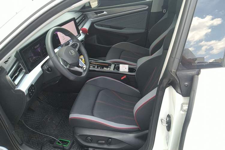 Used Volkswagen Lamando 2025 Lavida L 280TSI DSG Cool & Spicy Edition Left Front Seat