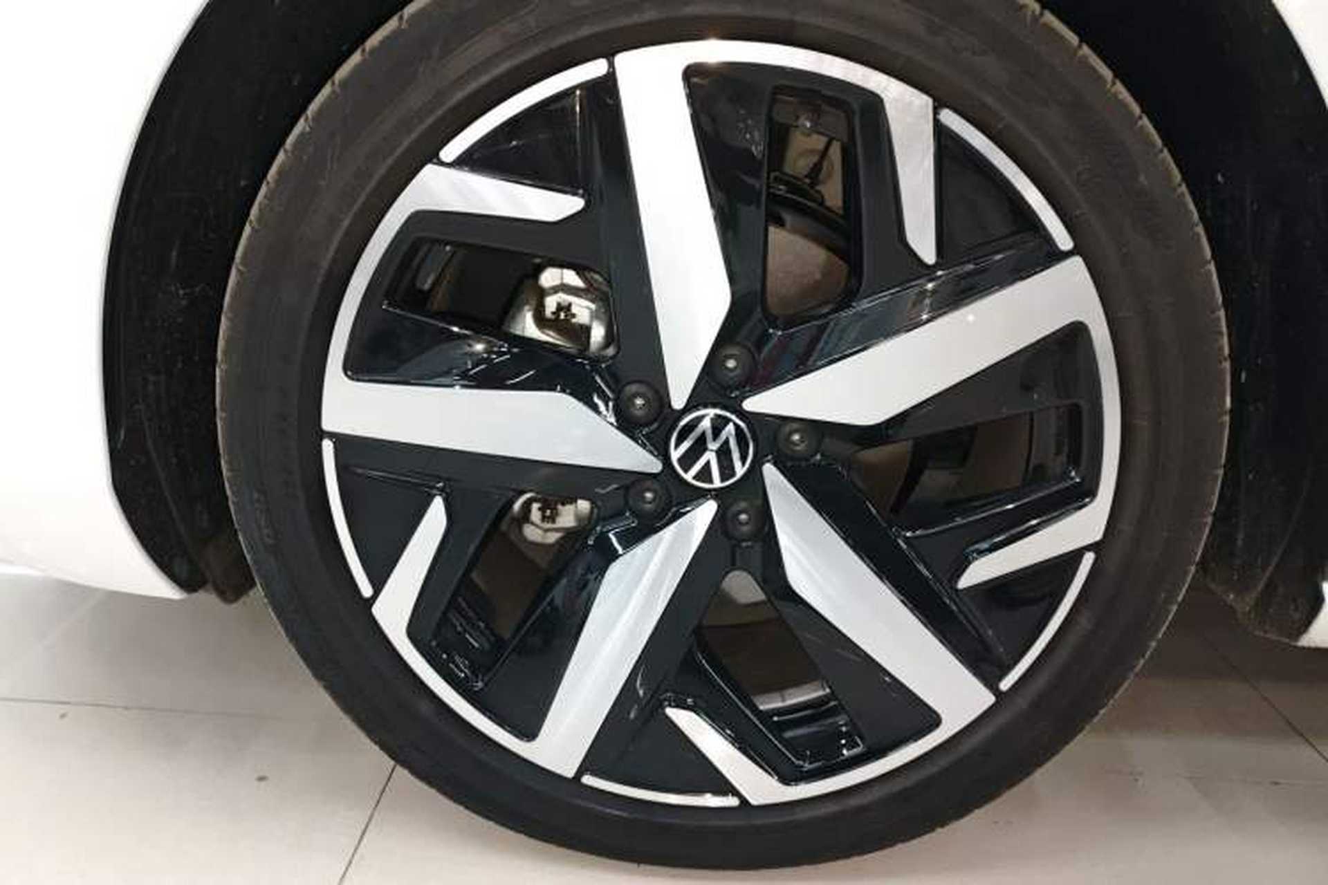 Used Volkswagen Lamando 2025 Lavida L 280TSI DSG Cool & Spicy Edition Left Front Wheel Hub