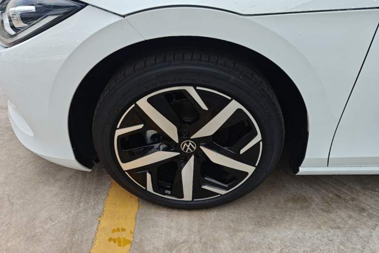 Used Volkswagen Lamando 2025 Lavida L 280TSI DSG Cool & Spicy Edition Left Front Wheel Hub
