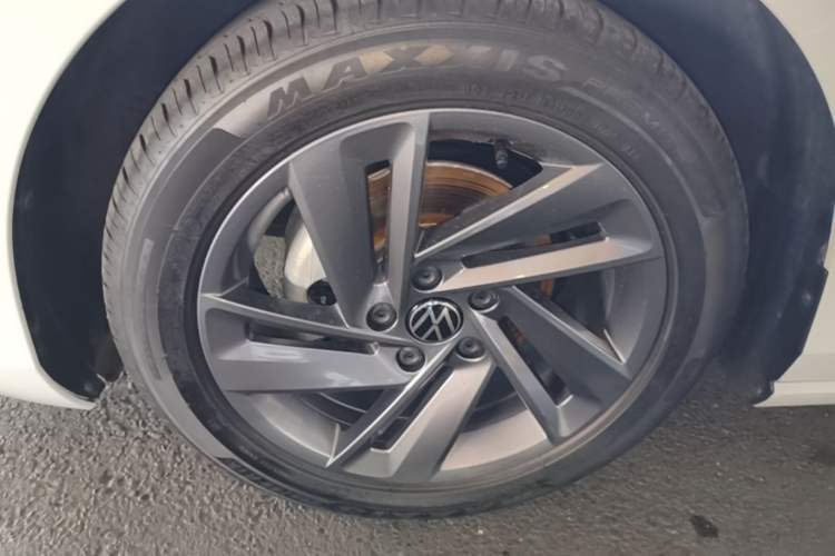 Used Volkswagen Lamando 2025 Lavida L 280TSI DSG Spicy Edition Left Front Wheel Hub