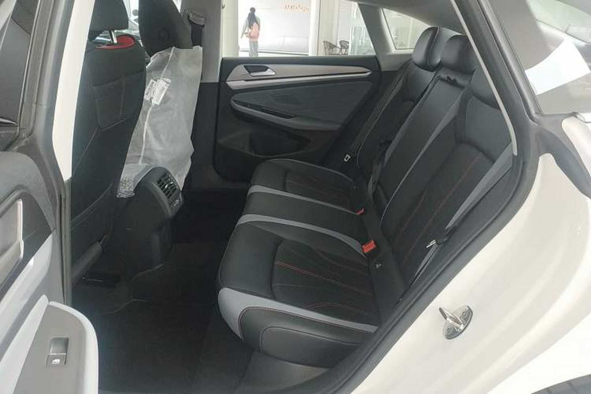 Used Volkswagen Lamando 2025 Lavida L 280TSI DSG Cool & Spicy Edition Left Rear Seat