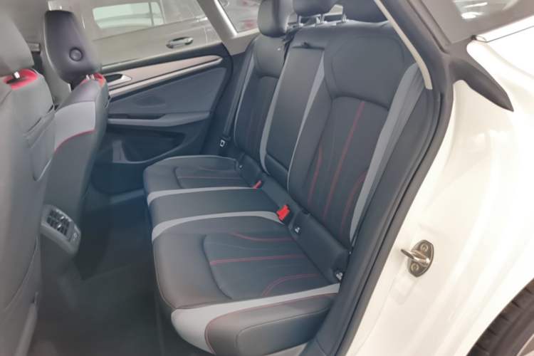 Used Volkswagen Lamando 2025 Lavida L 280TSI DSG Cool & Spicy Edition Left Rear Seat
