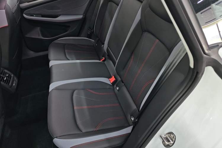 Used Volkswagen Lamando 2025 Lavida L 280TSI DSG Cool & Spicy Edition Left Rear Seat