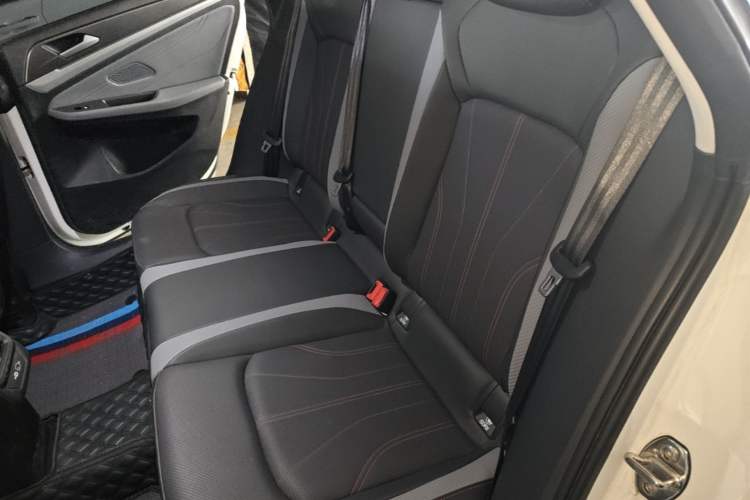 Used Volkswagen Lamando 2025 Lavida L 280TSI DSG Cool & Spicy Edition Left Rear Seat