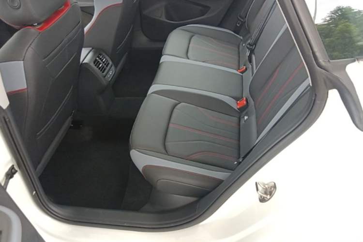 Used Volkswagen Lamando 2025 Lavida L 280TSI DSG Cool & Spicy Edition Left Rear Seat