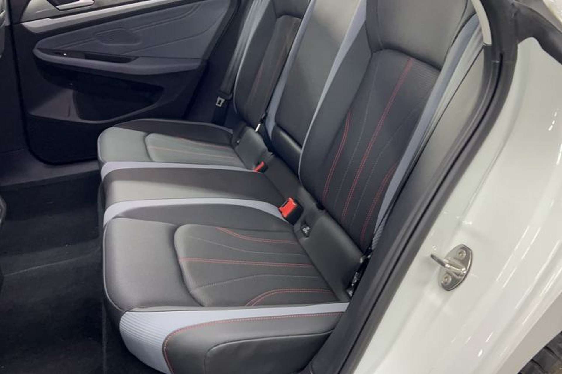 Used Volkswagen Lamando 2025 Lavida L 280TSI DSG Cool & Spicy Edition Left Rear Seat