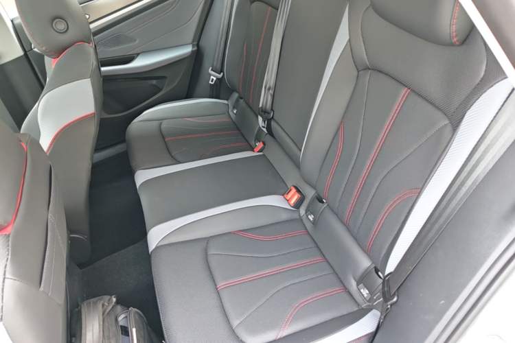 Used Volkswagen Lamando 2025 Lavida L 280TSI DSG Cool & Spicy Edition Left Rear Seat