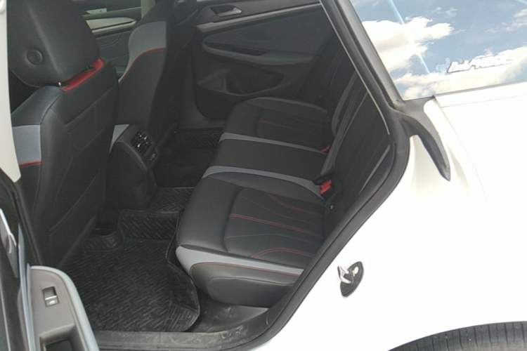 Used Volkswagen Lamando 2025 Lavida L 280TSI DSG Cool & Spicy Edition Left Rear Seat
