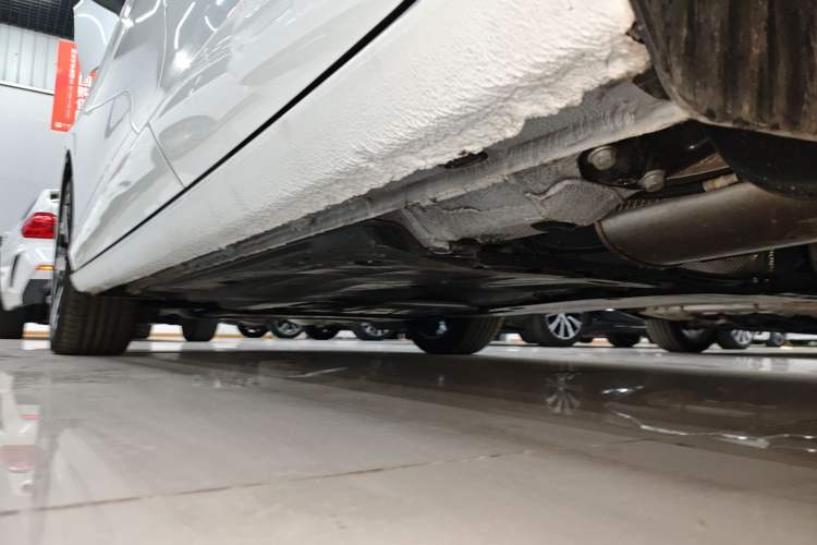 Used Volkswagen Lamando 2025 Lavida L 280TSI DSG Cool & Spicy Edition Left Side Sill