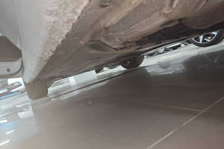 Used Volkswagen Lamando 2025 Lavida L 280TSI DSG Cool & Spicy Edition Left Side Sill