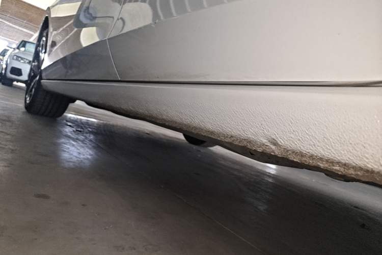 Used Volkswagen Lamando 2025 Lavida L 280TSI DSG Cool & Spicy Edition Left Side Sill