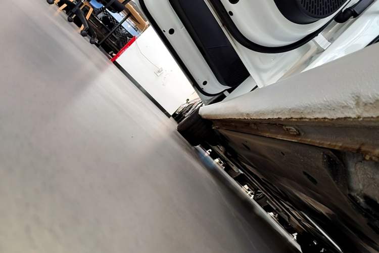 Used Volkswagen Lamando 2025 Lavida L 280TSI DSG Cool & Spicy Edition Left Side Sill