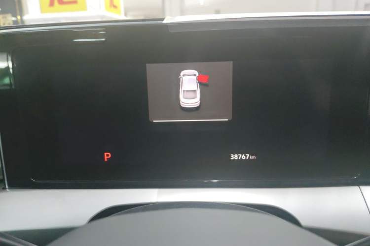 Used Volkswagen Lamando 2025 Lavida L 280TSI DSG Spicy Edition Odometer Close Up
