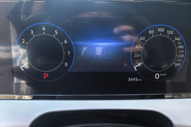 Used Volkswagen Lamando 2025 Lavida L 280TSI DSG Cool & Spicy Edition Odometer Close Up