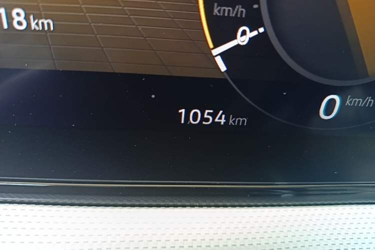 Used Volkswagen Lamando 2025 Lavida L 280TSI DSG Cool & Spicy Edition Odometer Close Up