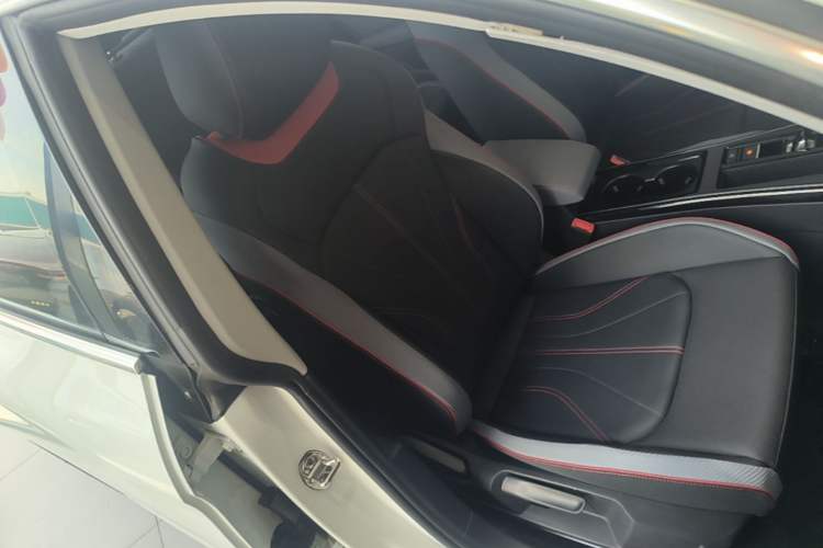 Used Volkswagen Lamando 2025 Lavida L 280TSI DSG Cool & Spicy Edition Right Front Seat