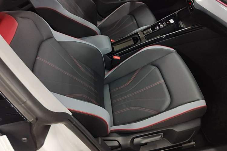 Used Volkswagen Lamando 2025 Lavida L 280TSI DSG Cool & Spicy Edition Right Front Seat