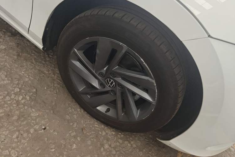 Used Volkswagen Lamando 2025 Lavida L 280TSI DSG Spicy Edition Right Front Wheel Hub
